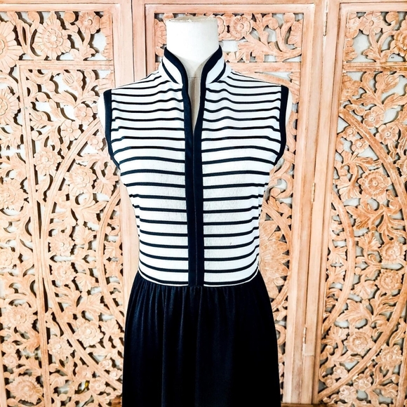 Vintage 1970s Striped Mandarin Collar Black and White Maxi Dress - Picture 3 of 7